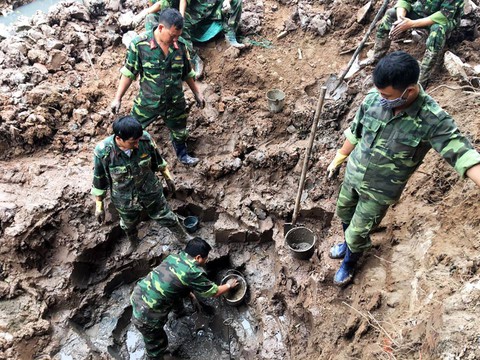 Phát hiện hàng trăm quả bom bi giữa trung tâm Hải Dương - Ảnh 1. Phát hiện hàng trăm quả bom bi giữa trung tâm Hải Dương - Ảnh 1.
