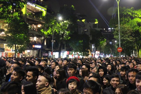 23h15, Tuổi Trẻ truyền hình trực tiếp lễ hội chào năm mới 2019 tại TP.HCM, Đà Nẵng, Hà Nội - Ảnh 5. 23h15, Tuổi Trẻ truyền hình trực tiếp lễ hội chào năm mới 2019 tại TP.HCM, Đà Nẵng, Hà Nội - Ảnh 5.
