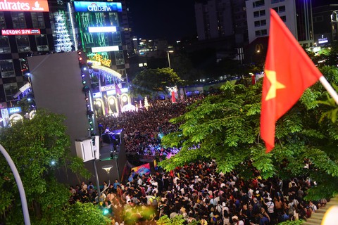Cả nước đang náo nức chờ đón năm mới 2019! - Ảnh 4. Cả nước đang náo nức chờ đón năm mới 2019! - Ảnh 4.