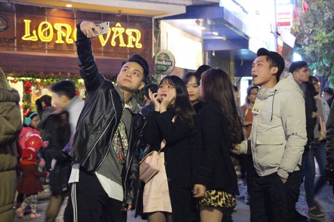 Cả nước rực rỡ đêm pháo hoa, Việt Nam chào năm mới 2019! - Ảnh 3. Cả nước rực rỡ đêm pháo hoa, Việt Nam chào năm mới 2019! - Ảnh 3.