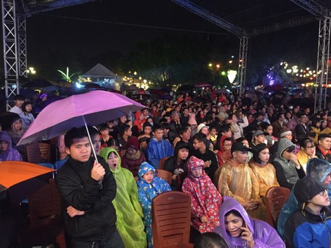 Cả nước rực rỡ đêm pháo hoa, Việt Nam chào năm mới 2019! - Ảnh 11. Cả nước rực rỡ đêm pháo hoa, Việt Nam chào năm mới 2019! - Ảnh 11.