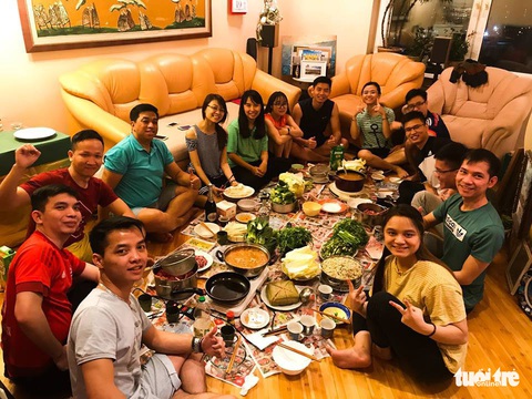 Chúng tôi đón tết Tây ở Nga với sườn cừu nướng và... bánh chưng - Ảnh 2. Chúng tôi đón tết Tây ở Nga với sườn cừu nướng và... bánh chưng - Ảnh 2.