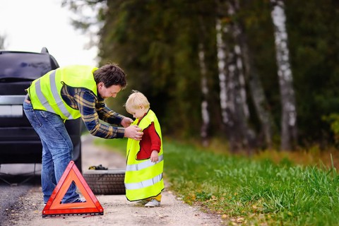 Vì đâu cơn giận Áo khoác vàng ở Pháp? - Ảnh 4. Vì đâu cơn giận Áo khoác vàng ở Pháp? - Ảnh 4.