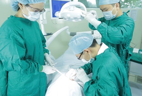 Quy trình chuẩn trồng răng implant an toàn, thẩm mỹ - Ảnh 3. Quy trình chuẩn trồng răng implant an toàn, thẩm mỹ - Ảnh 3.
