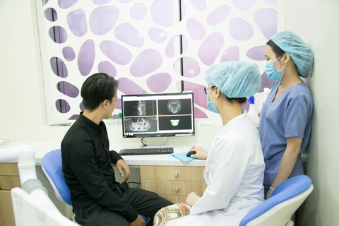 Quy trình chuẩn trồng răng implant an toàn, thẩm mỹ - Ảnh 5. Quy trình chuẩn trồng răng implant an toàn, thẩm mỹ - Ảnh 5.