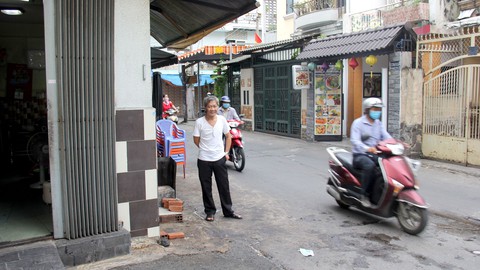 11 năm sau, 3 con hẻm mở rộng gần ngã tư Phú Nhuận nhận không ra - Ảnh 1. 11 năm sau, 3 con hẻm mở rộng gần ngã tư Phú Nhuận nhận không ra - Ảnh 1.