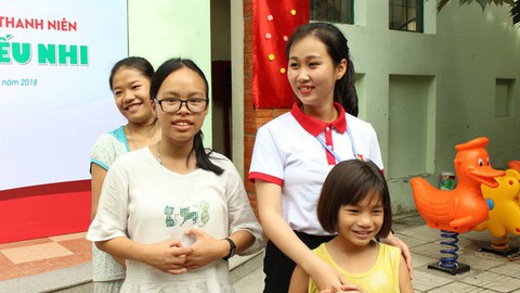 Cô sinh viên 5 tốt: tốt nhất việc học - Ảnh 4. Cô sinh viên 5 tốt: tốt nhất việc học - Ảnh 4.