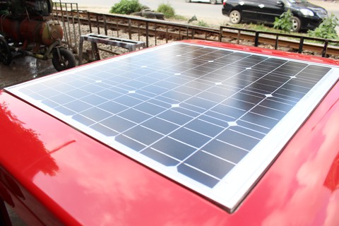 Học sinh lớp 11 tự chế ôtô điện - Ảnh 4. Học sinh lớp 11 tự chế ôtô điện - Ảnh 4.
