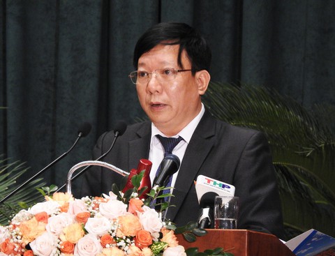 Đinh rải trên cầu Tân Vũ - Lạch Huyện là loại đóng cốppha - Ảnh 2. Đinh rải trên cầu Tân Vũ - Lạch Huyện là loại đóng cốppha - Ảnh 2.