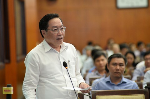 Phòng khám Trung Quốc giả vờ nội soi, thu tiền bệnh nhân - Ảnh 1. Phòng khám Trung Quốc giả vờ nội soi, thu tiền bệnh nhân - Ảnh 1.