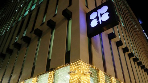 Giảm sản lượng dầu, OPEC chờ Nga - Ảnh 1. Giảm sản lượng dầu, OPEC chờ Nga - Ảnh 1.