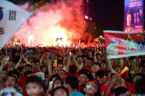 Sang Malaysia cổ vũ đội tuyển, cần lưu ý - Ảnh 1. Sang Malaysia cổ vũ đội tuyển, cần lưu ý - Ảnh 1.