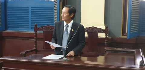 Vũ nhôm tố cáo mình bị kiểm sát viên sỉ nhục - Ảnh 2. Vũ nhôm tố cáo mình bị kiểm sát viên sỉ nhục - Ảnh 2.