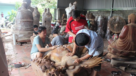 Ra tù làm lại cuộc đời - kỳ 1: Đốt nhang sám hối - Ảnh 1. Ra tù làm lại cuộc đời - kỳ 1: Đốt nhang sám hối - Ảnh 1.