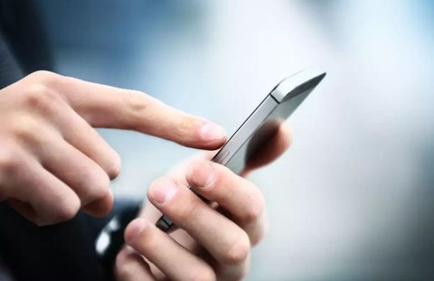 Tiếc chi một cái tin nhắn! - Ảnh 1. Tiếc chi một cái tin nhắn! - Ảnh 1.