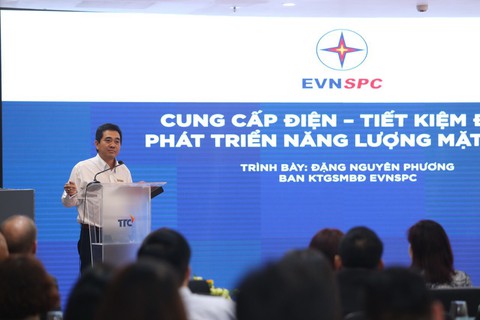 Tung giải pháp điện mặt trời hỗ trợ doanh nghiệp - Ảnh 1. Tung giải pháp điện mặt trời hỗ trợ doanh nghiệp - Ảnh 1.