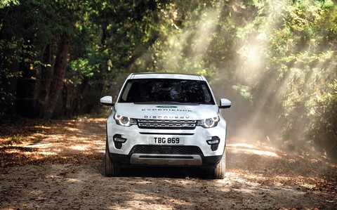Mua xe Range Rover Evoque và Discovery Sport nhiều ưu đãi cuối năm - Ảnh 5. Mua xe Range Rover Evoque và Discovery Sport nhiều ưu đãi cuối năm - Ảnh 5.