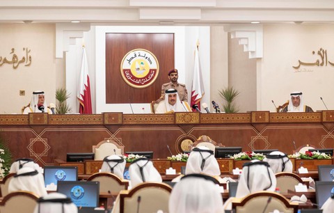 Tiểu vương Qatar bỏ họp, ngoại trưởng Bahrain lên Twitter chỉ trích - Ảnh 1. Tiểu vương Qatar bỏ họp, ngoại trưởng Bahrain lên Twitter chỉ trích - Ảnh 1.