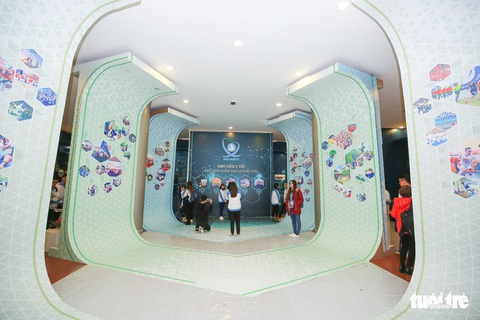 Robot, máy in 3D tại triển lãm sinh viên Việt Nam - Ảnh 7. Robot, máy in 3D tại triển lãm sinh viên Việt Nam - Ảnh 7.
