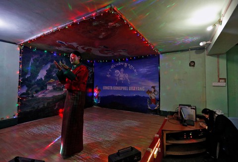 ‘Cuộc sống đổi thay’ ở đất nước Phật giáo Bhutan - Ảnh 13. ‘Cuộc sống đổi thay’ ở đất nước Phật giáo Bhutan - Ảnh 13.