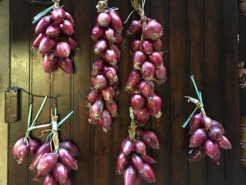 Những phong tục đón năm mới độc đáo trên thế giới - Ảnh 17. Những phong tục đón năm mới độc đáo trên thế giới - Ảnh 17.
