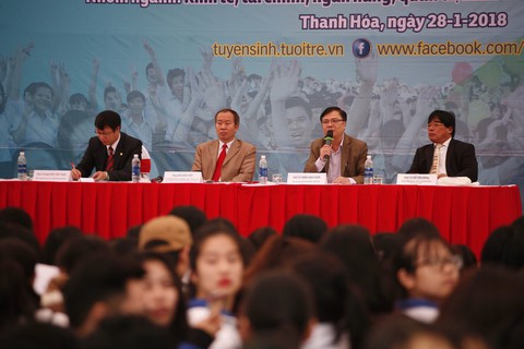 Thanh Hóa: sôi động với hàng ngàn học sinh - Ảnh 3. Thanh Hóa: sôi động với hàng ngàn học sinh - Ảnh 3.
