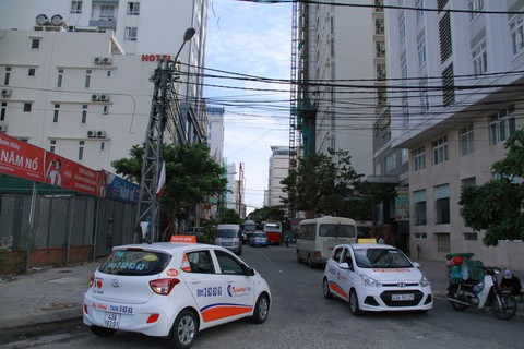 Đà Nẵng lập “hàng rào” ngăn xây khách sạn ồ ạt - Ảnh 3. Đà Nẵng lập “hàng rào” ngăn xây khách sạn ồ ạt - Ảnh 3.