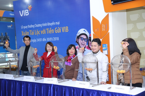 Hàng trăm giải thưởng hấp dẫn cho khách hàng gửi tiết kiệm tại VIB - Ảnh 1. Hàng trăm giải thưởng hấp dẫn cho khách hàng gửi tiết kiệm tại VIB - Ảnh 1.