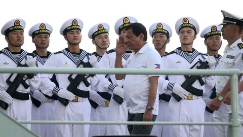Philippines tuyên bố sẽ xung đột nếu các nước khác lấy tài nguyên biển - Ảnh 1. Philippines tuyên bố sẽ xung đột nếu các nước khác lấy tài nguyên biển - Ảnh 1.