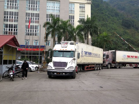 Sau công điện của Thủ tướng, Lạng Sơn hết ùn ứ nông sản - Ảnh 1. Sau công điện của Thủ tướng, Lạng Sơn hết ùn ứ nông sản - Ảnh 1.