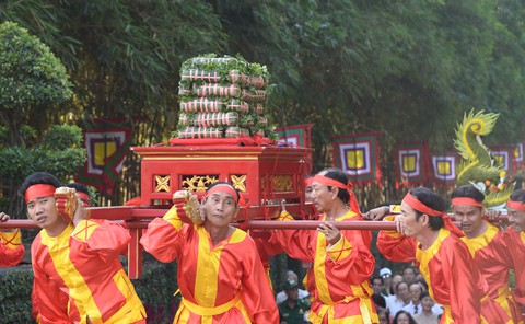 Dâng cúng bánh tét lên Quốc tổ Hùng Vương - Ảnh 3. Dâng cúng bánh tét lên Quốc tổ Hùng Vương - Ảnh 3.