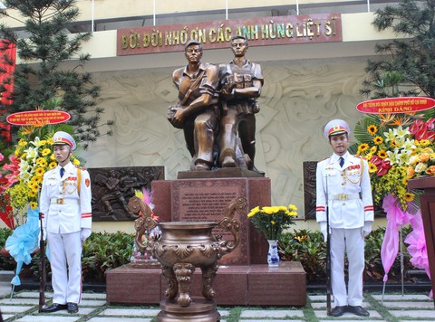 Hoàn thành công trình Đài tưởng niệm Biệt động thành đánh Đài phát thanh Sài Gòn 1968 - Ảnh 2. Hoàn thành công trình Đài tưởng niệm Biệt động thành đánh Đài phát thanh Sài Gòn 1968 - Ảnh 2.