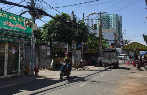 Mâu thuẫn tình cảm, đâm nhiều nhát dao vào ngực tự tử - Ảnh 1. Mâu thuẫn tình cảm, đâm nhiều nhát dao vào ngực tự tử - Ảnh 1.