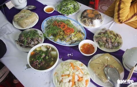 Bữa cơm đoàn viên của những khát vọng hoàn lương - Ảnh 3. Bữa cơm đoàn viên của những khát vọng hoàn lương - Ảnh 3.