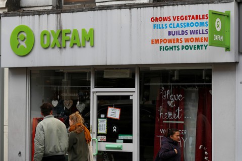 Oxfam chịu tai tiếng vì bê bối tình dục của nhân viên - Ảnh 1. Oxfam chịu tai tiếng vì bê bối tình dục của nhân viên - Ảnh 1.