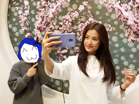 Giới trẻ mê mẩn với Art Selfie - Ảnh 4. Giới trẻ mê mẩn với Art Selfie - Ảnh 4.