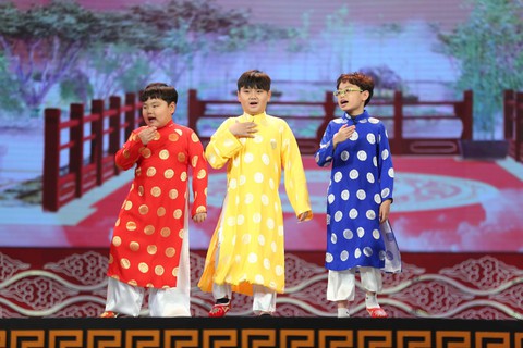 Táo Quân 2018: Leo lên ghế dễ, xuống ghế khó - Ảnh 10. Táo Quân 2018: Leo lên ghế dễ, xuống ghế khó - Ảnh 10.