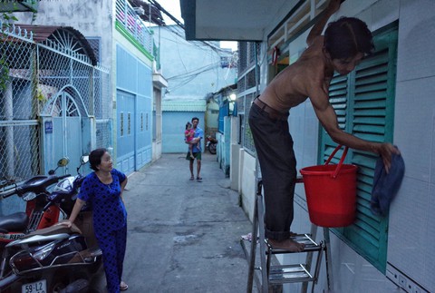 Những ngày cận Tết ở khu giải toả ven kênh rạch Sài Gòn - Ảnh 5. Những ngày cận Tết ở khu giải toả ven kênh rạch Sài Gòn - Ảnh 5.