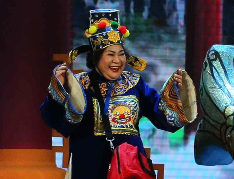 Táo quân Tết Mậu Tuất: kỳ thị giới tính - kỳ thị phụ nữ béo - Ảnh 5. Táo quân Tết Mậu Tuất: kỳ thị giới tính - kỳ thị phụ nữ béo - Ảnh 5.