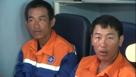 Chìm tàu cá 12 người, bốn ngư dân chết, mất tích - Ảnh 2. Chìm tàu cá 12 người, bốn ngư dân chết, mất tích - Ảnh 2.