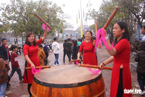 Chúc thọ ông bà cha mẹ, đạo hiếu với người còn sống - Ảnh 5. Chúc thọ ông bà cha mẹ, đạo hiếu với người còn sống - Ảnh 5.