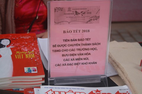 Phố sách Hà Nội: Giới trẻ xem nhiều hơn mua - Ảnh 5. Phố sách Hà Nội: Giới trẻ xem nhiều hơn mua - Ảnh 5.