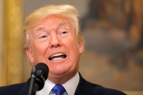 Tổng thống Trump phê phán FBI lọt thông tin xả súng Florida - Ảnh 1. Tổng thống Trump phê phán FBI lọt thông tin xả súng Florida - Ảnh 1.