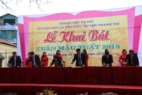 Hà Nội tổ chức khai bút đầu năm - Ảnh 1. Hà Nội tổ chức khai bút đầu năm - Ảnh 1.