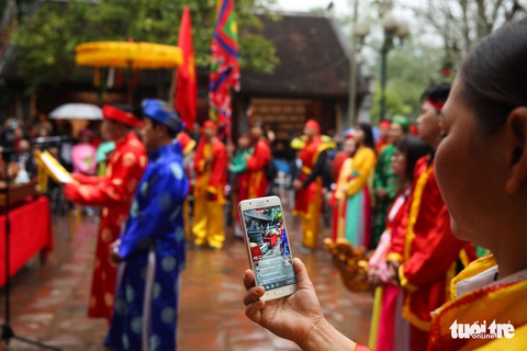 Khi hội Gióng không còn cướp kiệu hoa tre... - Ảnh 9. Khi hội Gióng không còn cướp kiệu hoa tre... - Ảnh 9.
