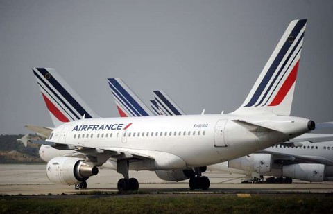 Air France khẳng định bồi hoàn đầy đủ cho khách Việt bị hủy vé - Ảnh 1. Air France khẳng định bồi hoàn đầy đủ cho khách Việt bị hủy vé - Ảnh 1.