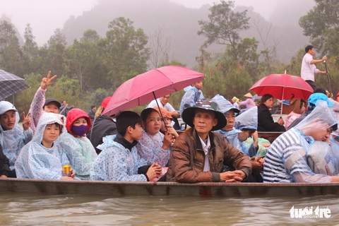 Người lái đò trên dòng suối Yến - Ảnh 8. Người lái đò trên dòng suối Yến - Ảnh 8.