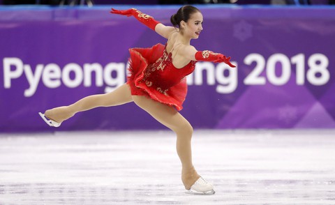 Bông hồng nước Nga 15 tuổi chinh phục sân băng Olympic 2018 - Ảnh 7. Bông hồng nước Nga 15 tuổi chinh phục sân băng Olympic 2018 - Ảnh 7.