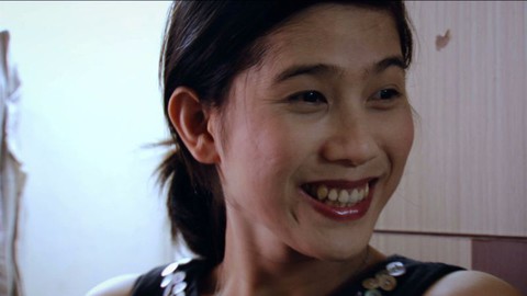 Phim về người chuyển giới Đi tìm Phong trụ rạp 2 tuần ở Pháp - Ảnh 7. Phim về người chuyển giới Đi tìm Phong trụ rạp 2 tuần ở Pháp - Ảnh 7.