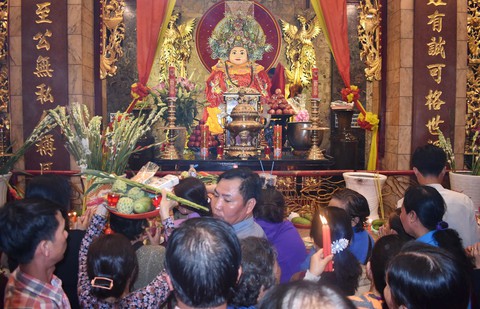 Núi Sam không thể có hai Bà Chúa Xứ - Ảnh 1. Núi Sam không thể có hai Bà Chúa Xứ - Ảnh 1.
